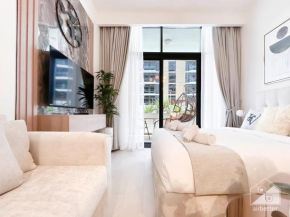 Charming Studio with Balcony in Azizi Riviera